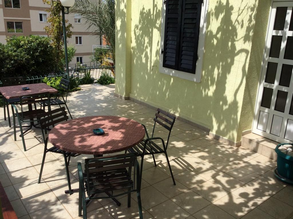Apartments Simo Petrovac Luaran gambar
