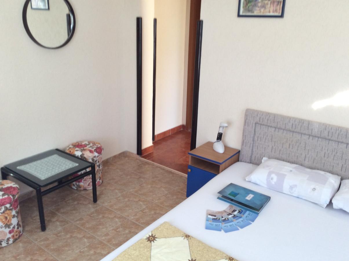 Apartments Simo Petrovac Luaran gambar